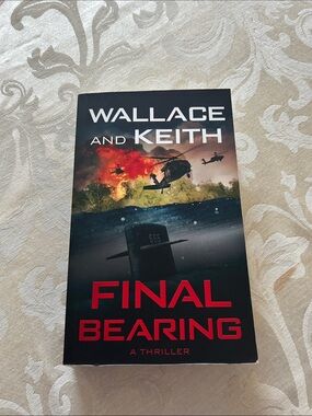 Final Bearing — Thriller Paperback